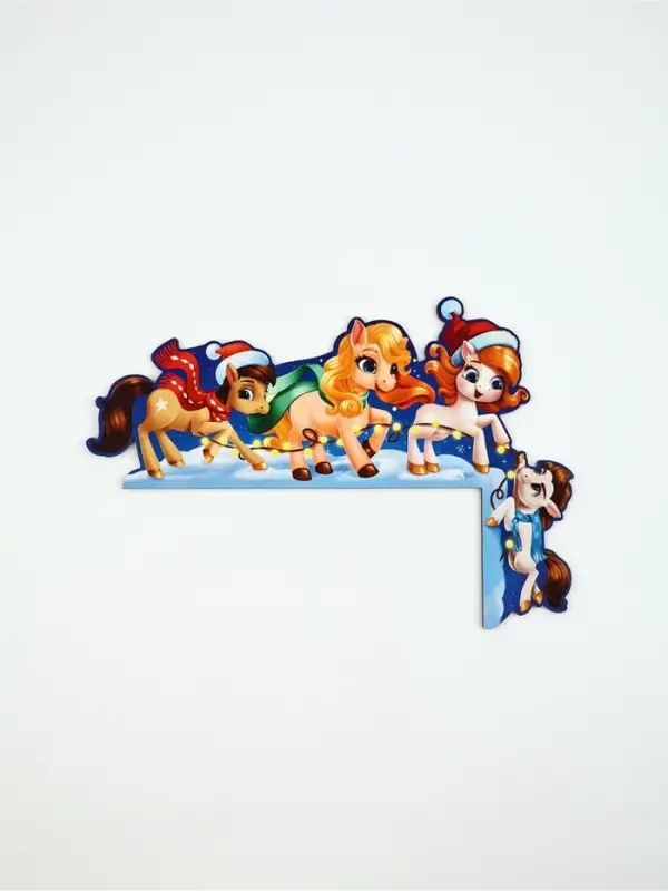 Декор на раму двери «Лошадки» Декор на раму двери «Лошадки»