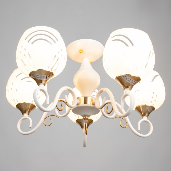 Люстра Люстра "Патриция" 5х40Вт Е27 Белый, золото 56х56х35см