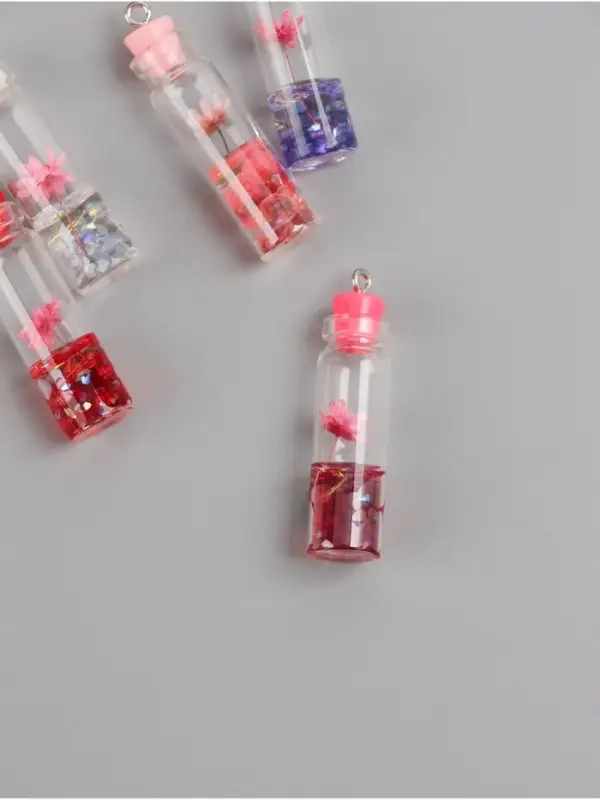 Подвеска для творчества акрил Подвеска для творчества акрил "Бутылочка с цветком" светится в темноте МИКС 1,1х1,1х4,2 см 1071529