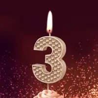 Свеча в торт на шпажке "Жемчужная", цифра "3", шампань