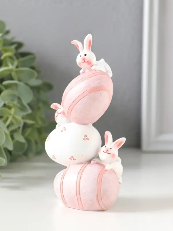 Сувенир полистоун "Зайки и пасхальные яички - куча-мала" 6,5х4,5х12 см