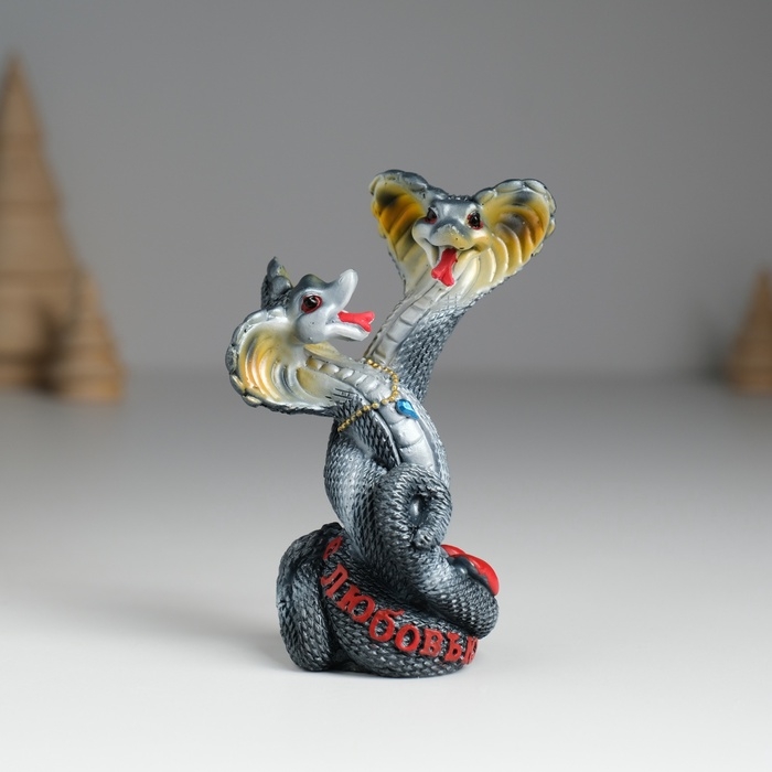 Сувенир полистоун Сувенир полистоун "Змеи тёмные в обнимку" 5,8х4,8х9 см