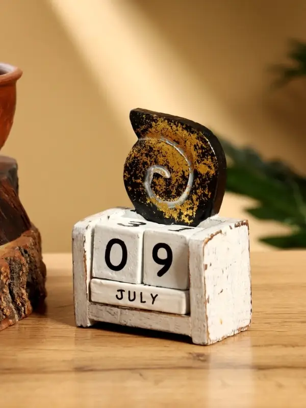 Календарь настольный «Ракушка», 7.5×4×10 см, дерево, чёрный