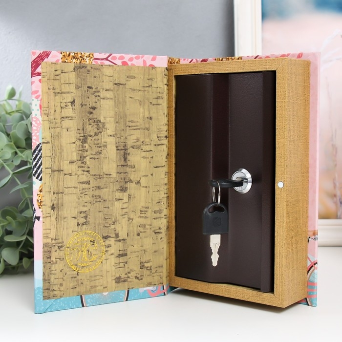 Сейф-книга дерево кожзам Сейф-книга дерево кожзам "Велосипед с воздушными шарами" 21х13х5 см