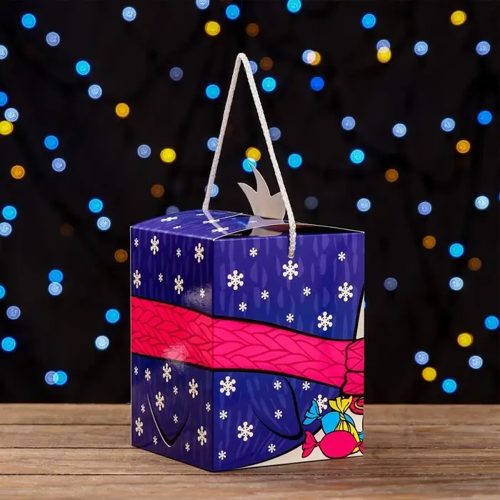 Подарочная коробка «Смекубик Пингвинёнок»,12×12×15.5 см Подарочная коробка «Смекубик Пингвинёнок»,12×12×15.5 см