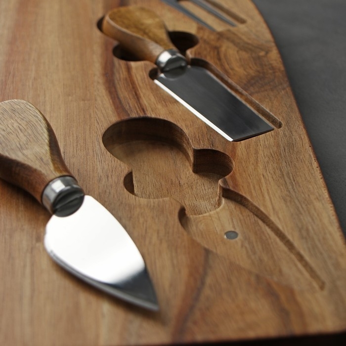 Набор для подачи сыра Magistro Bottle, 3 ножа, 48×17×1,5 см, акация Набор для подачи сыра Magistro Bottle, 3 ножа, 48×17×1,5 см, акация