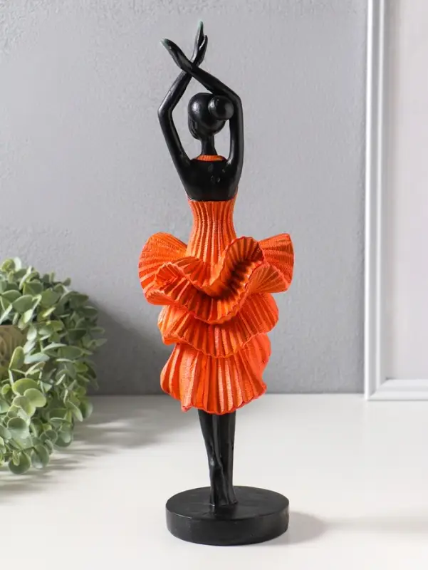 Сувенир полистоун "Девушка в ярко-оранжевом платье - фламенко" чёрный 12х10,3х39 см