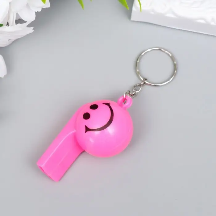 Свисток пластик на кольце Свисток пластик на кольце "Смайл", МИКС