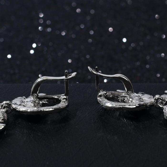 Серьги висячие со стразами «Вечерние» волшебство, цвет чёрно-белый в сером металле, 10,5 см Серьги висячие со стразами «Вечерние» волшебство, цвет чёрно-белый в сером металле, 10,5 см