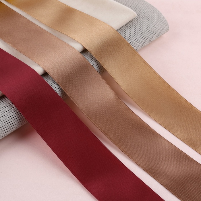 Набор атласных лент «Вечерний», 3 шт, размер 1 ленты: 40 мм × 23 ± 1 м Набор атласных лент «Вечерний», 3 шт, размер 1 ленты: 40 мм × 23 ± 1 м