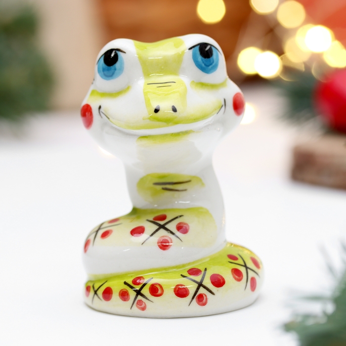 Новый год. Сувенир символ года  Новый год. Сувенир символ года "Змей Улыбка зеленый", 7 см, фарфор