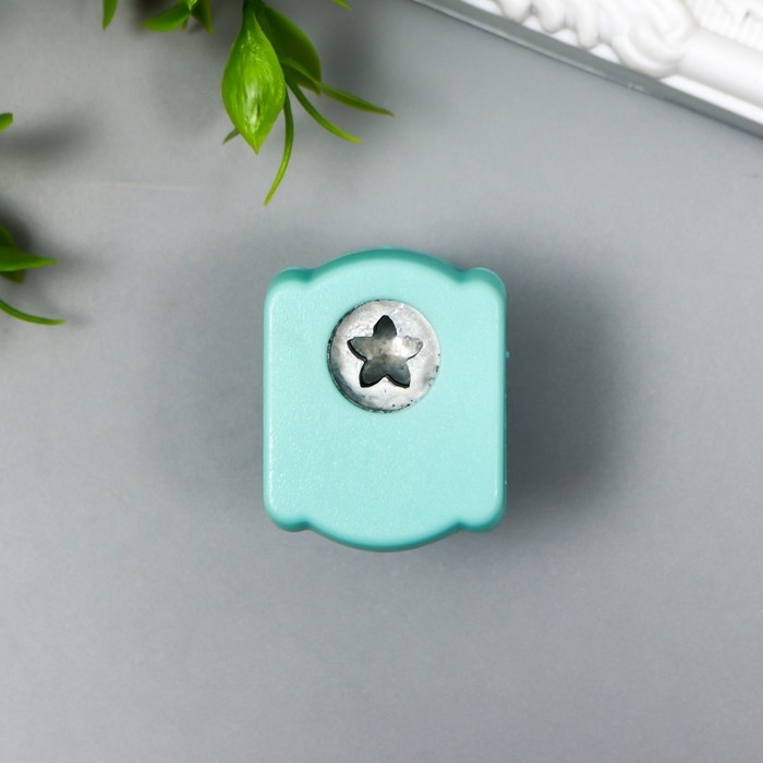 Дырокол фигурный Дырокол фигурный "Звёздочка" d=1 см МИКС 3,5х3х3,5 см