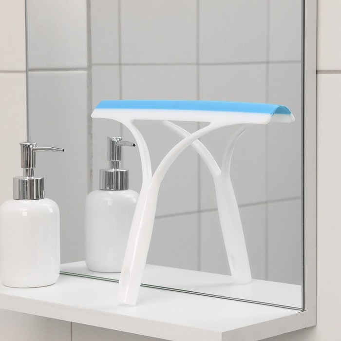 Водосгон силиконовый Доляна «Помощник», 25×21 см, цвет МИКС Водосгон силиконовый Доляна «Помощник», 25×21 см, цвет МИКС