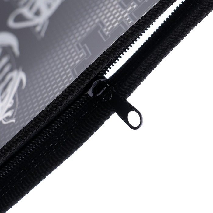 Папка для тетрадей А4, 325 х 230 х 55 мм, молния сверху, пластиковая, ПМ-А4-29 Calligrata Папка для тетрадей А4, 325 х 230 х 55 мм, молния сверху, пластиковая, ПМ-А4-29 Calligrata "Кеды"