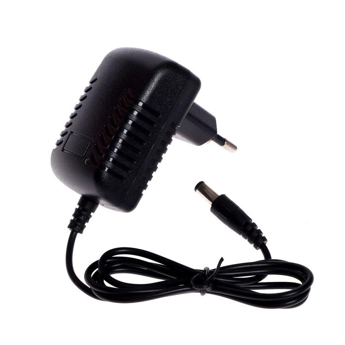 Детский электромобиль «Чоппер», с аккумулятором, световые и звуковые эффекты, цвет красный Детский электромобиль «Чоппер», с аккумулятором, световые и звуковые эффекты, цвет красный