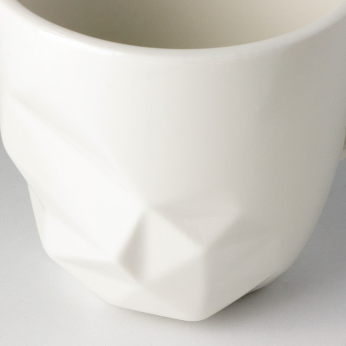 Кружка керамическая «Мрамор», бело-синяя, 350 мл, цвет белый Кружка керамическая «Мрамор», бело-синяя, 350 мл, цвет белый