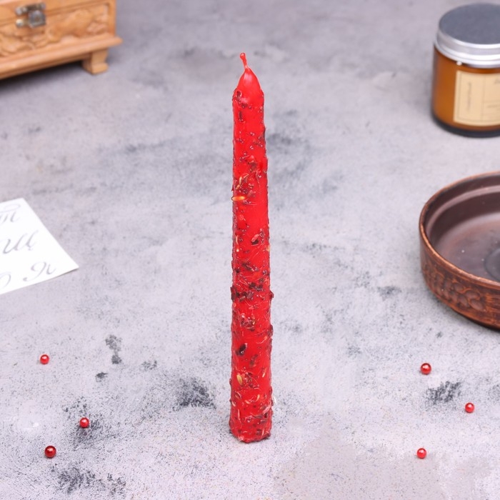 Свеча магическая  Свеча магическая "Любовная магия" с травой, красная, 20см