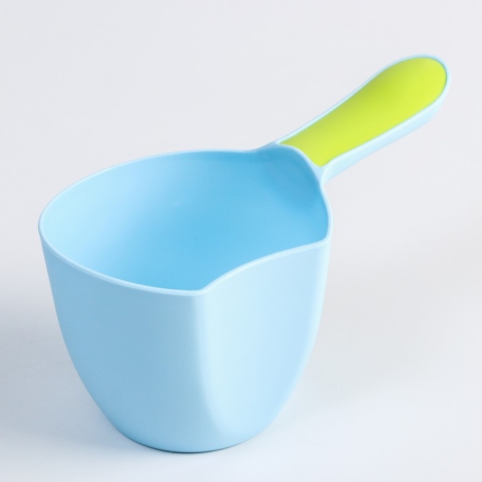 Ковш пластиковый для купания и мытья головы, детский банный ковшик, 500 мл., цвет МИКС Ковш пластиковый для купания и мытья головы, детский банный ковшик, 500 мл., цвет МИКС
