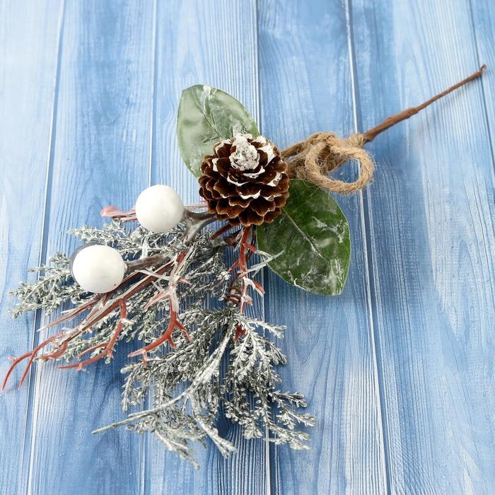 Декор  Декор "Зимнее очарование" шишка шарики веточки в серебре, 20 см