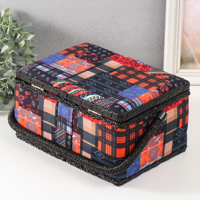 Шкатулка для рукоделия Шкатулка для рукоделия "Пэчворк. Узоры" 19х26х14,5 см