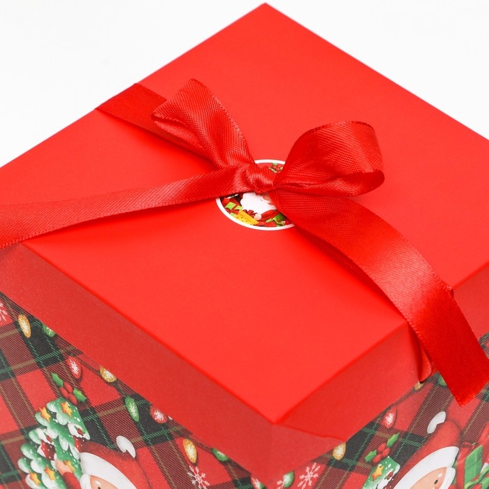 Новый год. Коробка Самосборная «Дедушка мороз» 15 х 15 х 15 см