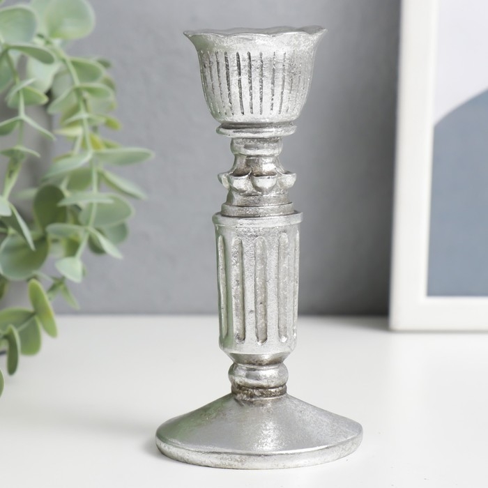 Подсвечник полистоун на 1 свечу Подсвечник полистоун на 1 свечу "Ретро. Колонна" серебро 13,5х6,5х6,5 см