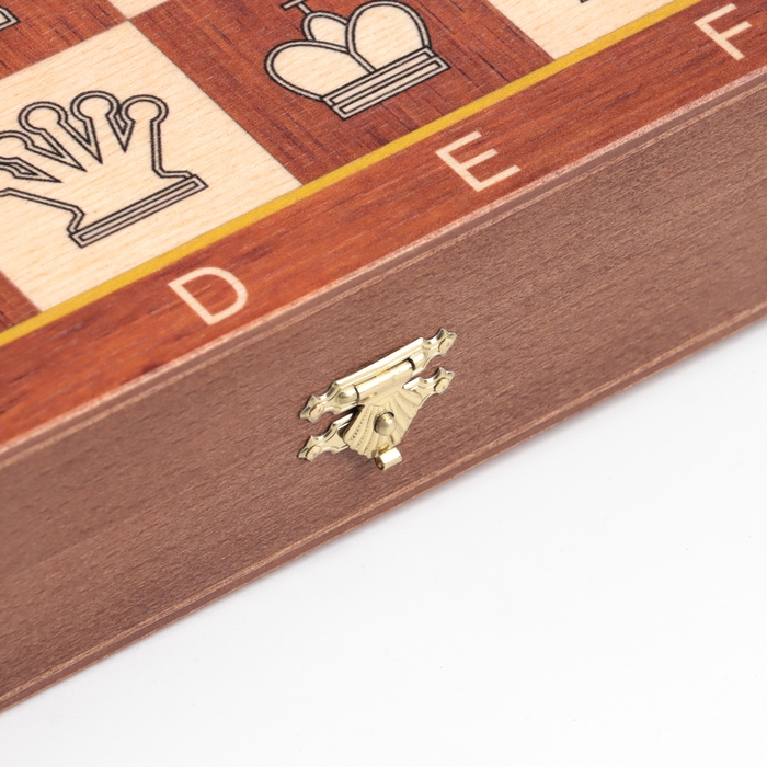 Шахматы деревянные   Шахматы деревянные  "Дебют", 37 х 37 см, король h-9 см, пешка h-4.4 см