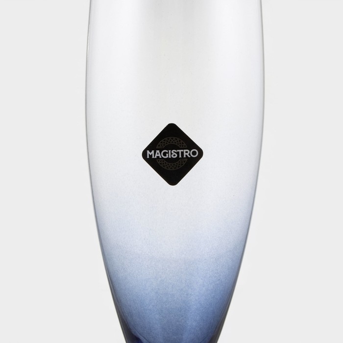 Бокал для шампанского стеклянный Magistro «Иллюзия», 160 мл, 5,5×27,5 см, на синей ножке Бокал для шампанского стеклянный Magistro «Иллюзия», 160 мл, 5,5×27,5 см, на синей ножке