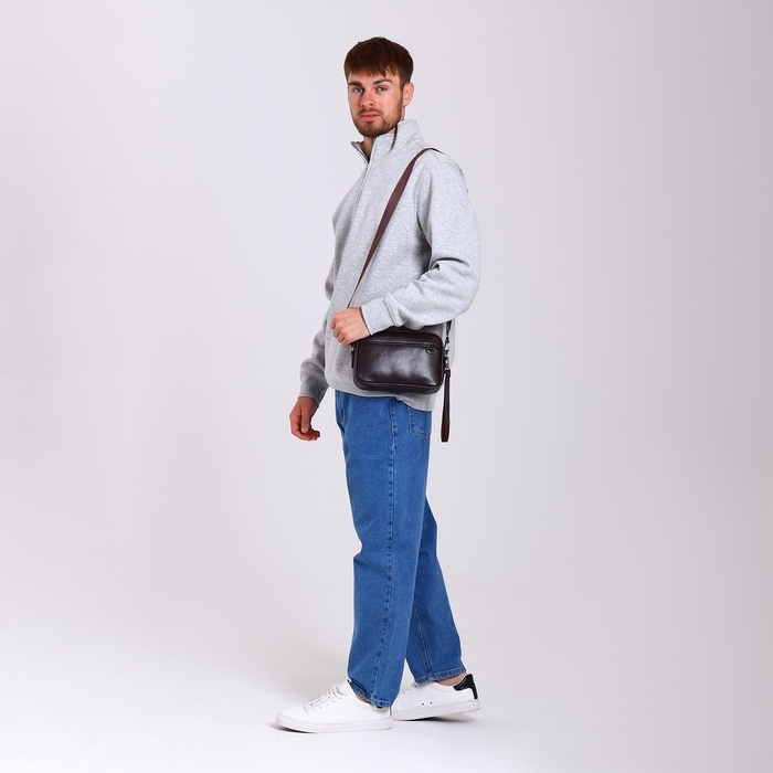 Сумка мужская через плечо, искусственная кожа, цвет коричневый Сумка мужская через плечо, искусственная кожа, цвет коричневый