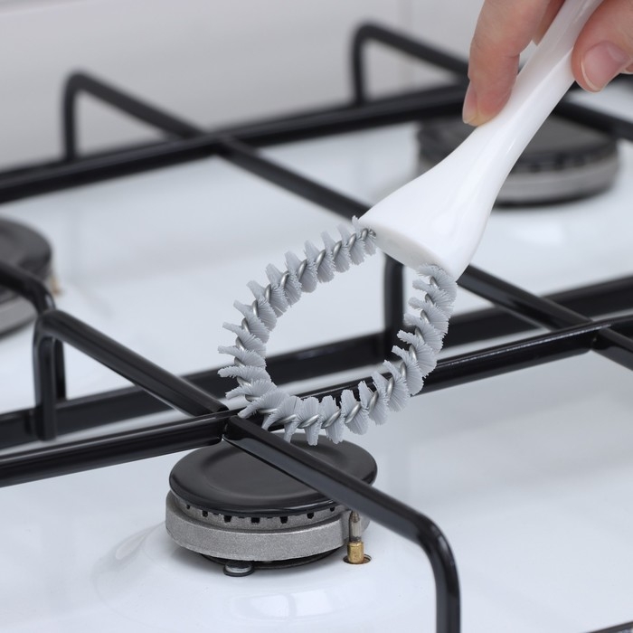 Щётка для чистки посуды и решёток-гриль Raccoon, круг, 19×5,5×2 см, цвет белый Щётка для чистки посуды и решёток-гриль Raccoon, круг, 19×5,5×2 см, цвет белый