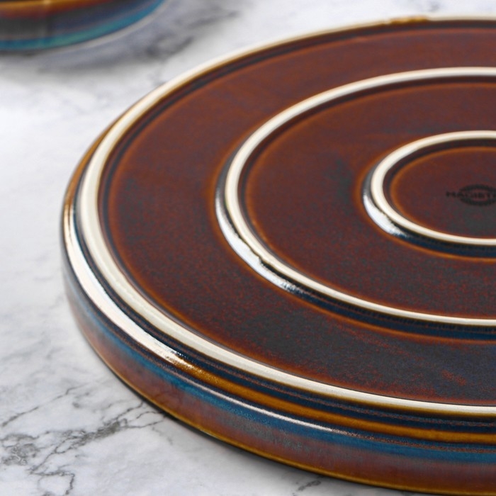 Тарелка фарфоровая подстановочная Magistro Garland, d=27,5 см, цвет синий Тарелка фарфоровая подстановочная Magistro Garland, d=27,5 см, цвет синий