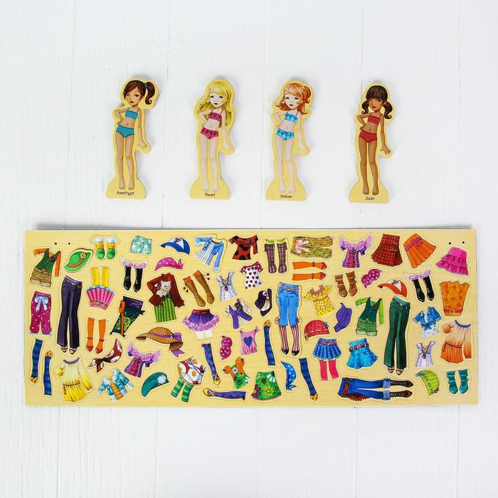 Игра на магнитах «Модные девчонки», 63 элемента одежды + 4 куклы Игра на магнитах «Модные девчонки», 63 элемента одежды + 4 куклы