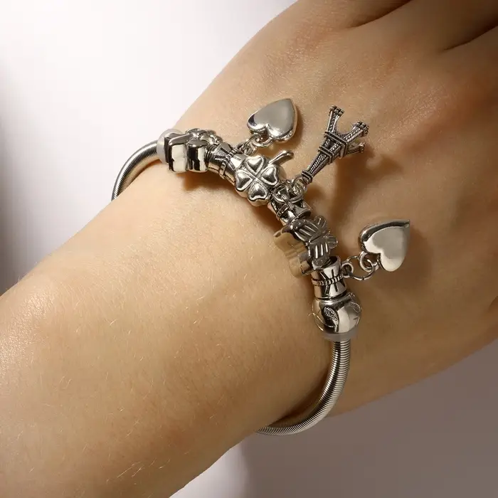 Браслет с шармами &laquo;Марджери. Сердце Парижа&raquo;, d=6 см, цвет серебро