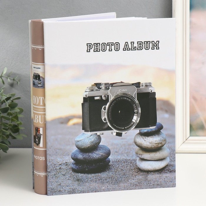 Фотоальбом на 200 фото 13х18 см Фотоальбом на 200 фото 13х18 см "Фотоаппарат ретро" в коробке МИКС 29,5х23х5,5 см