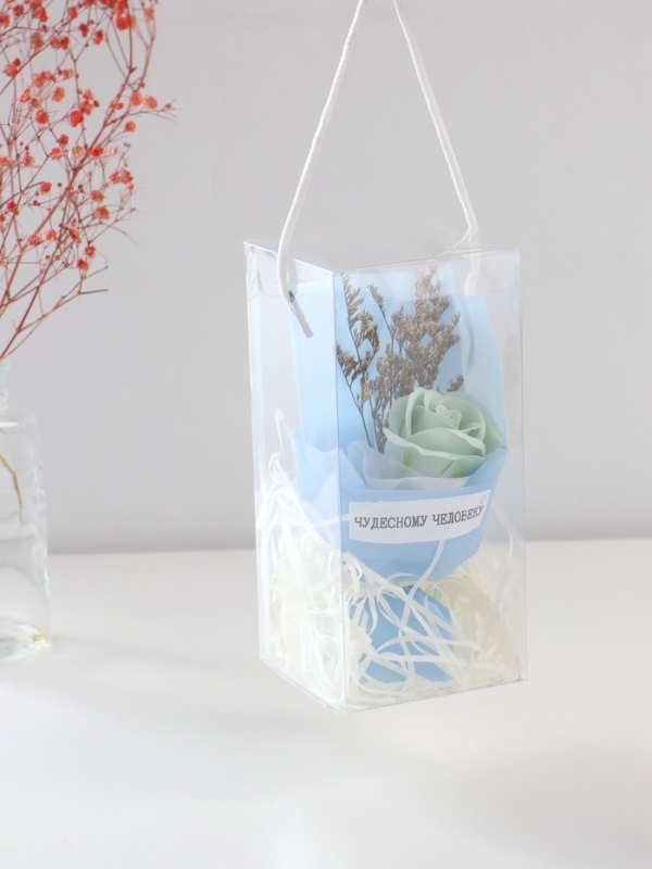 Букет из мыльных лепестков Букет из мыльных лепестков "Роза подарочная в коробке" голубой 8,6х8,6х18,5 см