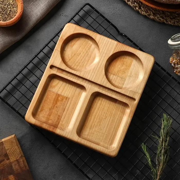 Менажница Adelica, 20&times;18&times;1.8 см, 4 ячейки, пропитано маслом, дерево берёза