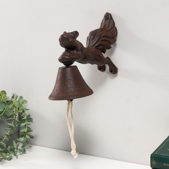 Колокол сувенирный чугун  Колокол сувенирный чугун "Белка" 15х10х24,5 см