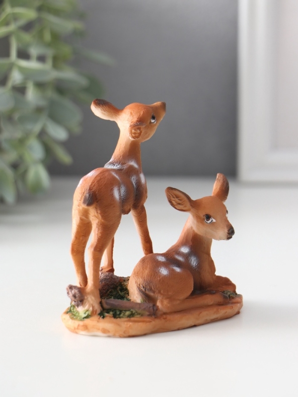 Сувенир полистоун  Сувенир полистоун "Два оленёнка" МИКС 10х5,6х9,6 см
