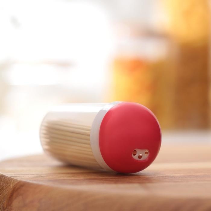 Зубочистки Доляна, 140-150 шт, в пластиковой баночке, цвет МИКС Зубочистки Доляна, 140-150 шт, в пластиковой баночке, цвет МИКС