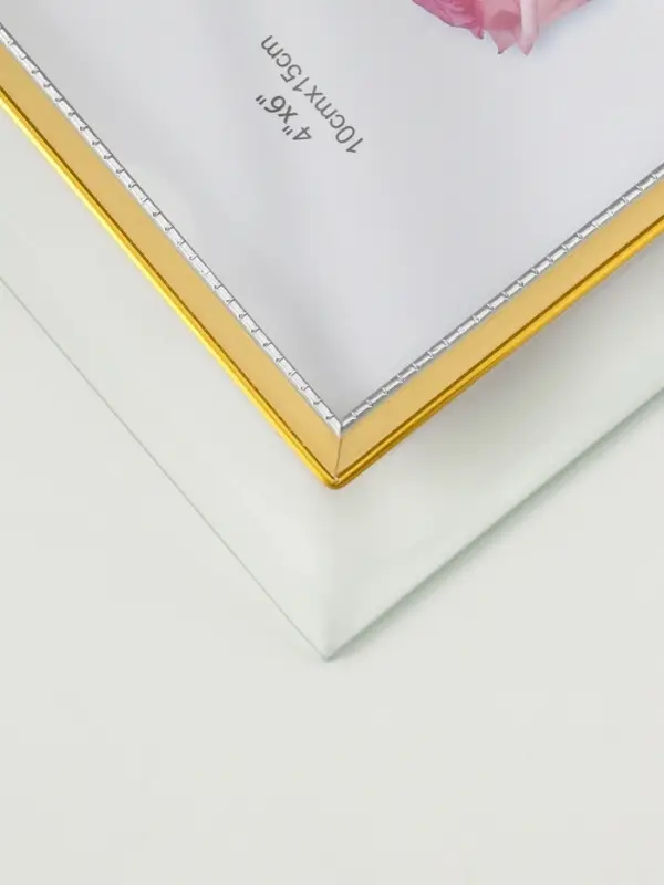 Фоторамка стекло 10х15 см "Золотой кант" вертикаль 15,5х20,5 см