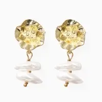 Серьги жемчуг "Цветы кувшинки", цвет белый в золоте Серьги жемчуг "Цветы кувшинки", цвет белый в золоте