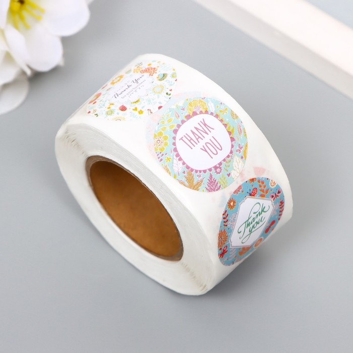 Наклейка бумага Наклейка бумага "Благодарим" d=2,5 см 500 шт в рулоне 3х6х6см