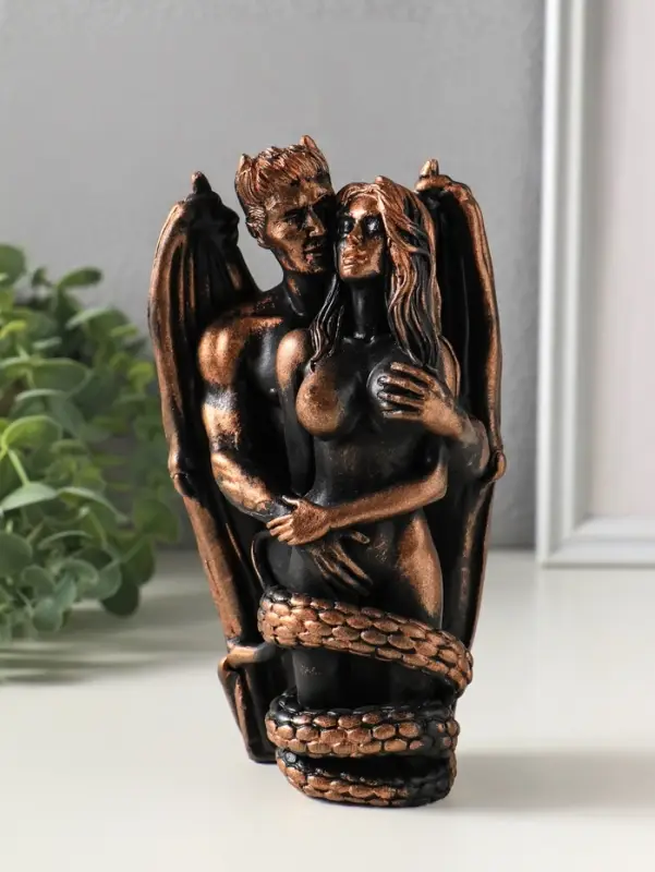 Фигурка &laquo;Искушение&raquo;, 18&times;10&times;6 см, чёрная с бронзой