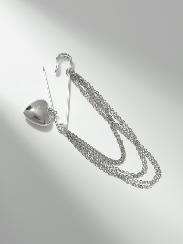 Булавка «Сердце» с цепочками, цвет серебро Булавка «Сердце» с цепочками, цвет серебро