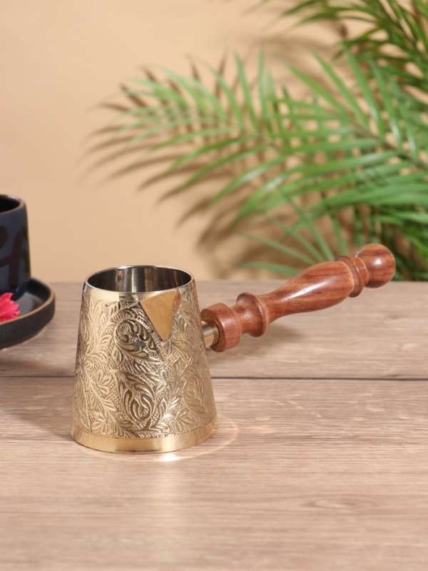 Турка "Золотые узоры" латунь, с деревянной ручкой, 250 мл