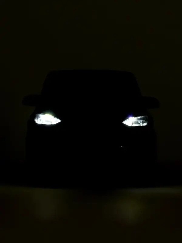 Машина металлическая Tesla Model X Plaid, 12 см, свет и звук, открываются двери, инерция, черная матовая