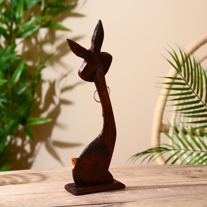 Сувенир на подставке Сувенир на подставке "Заяц" дерево 14х4,5х35 см коричневый