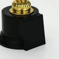 Кубок призовой, на подставке, пластиковый, 20&times;10&times;8 см, цвет золотой