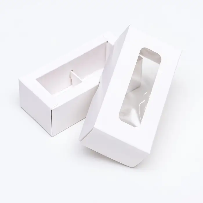 Коробка для 2 конфеты, белая, 10.5&times;5.5&times;3.5 см