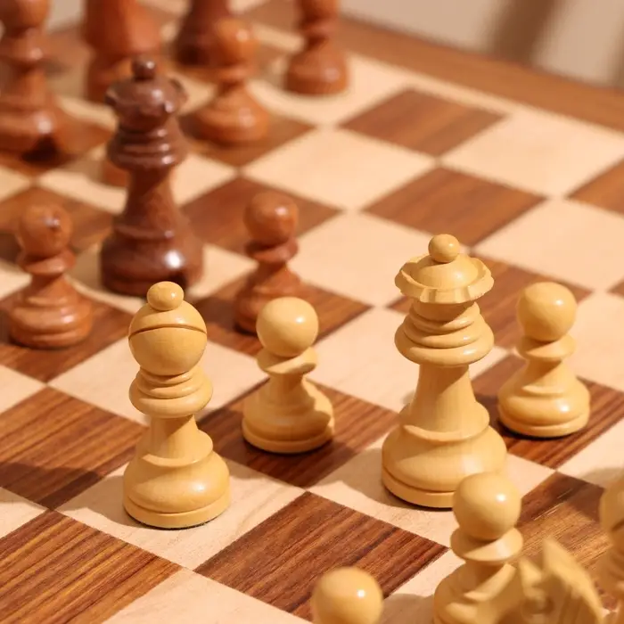 Игра настольная 3 в 1, шахматы, домино, кубики, доска 35&times;35 см, дерево шишам